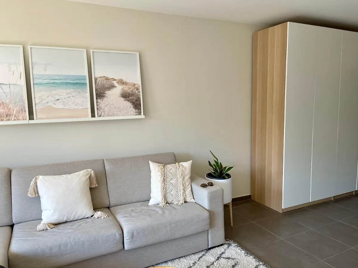 Studio 4 P A 50 M De La Plage Ostende